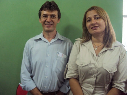 Francisca Ivete ao lado de seu vice, Valmir Barbosa