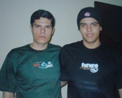 Os estudantes de medicina Márcio e Marcelo Ayres