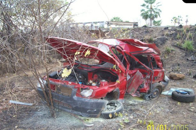 Carro do vendedor acidentado - Foto: PortalV1