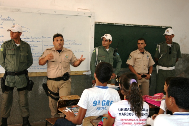 Campanha pela paz no trânsito teve início nesta quinta-feira (17)