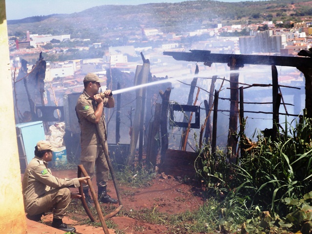 Incêndio na Morada do Sol - Maria Teresa