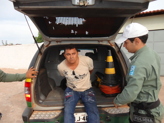 Miguel Barbosa, o Beicinho, preso pela guarnição de trânsito da PM de Picos