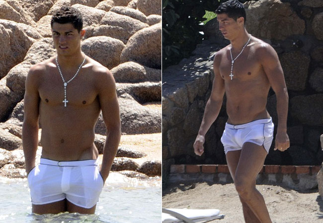 Cristiano Ronaldo, jogador de futebol, expõe os mamilos e o corpo sem bermuda. E agora, José?