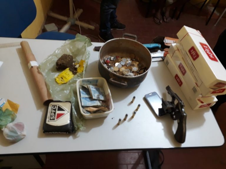 PM desarticula ponto de vendas de drogas na zona rural de Itainópolis