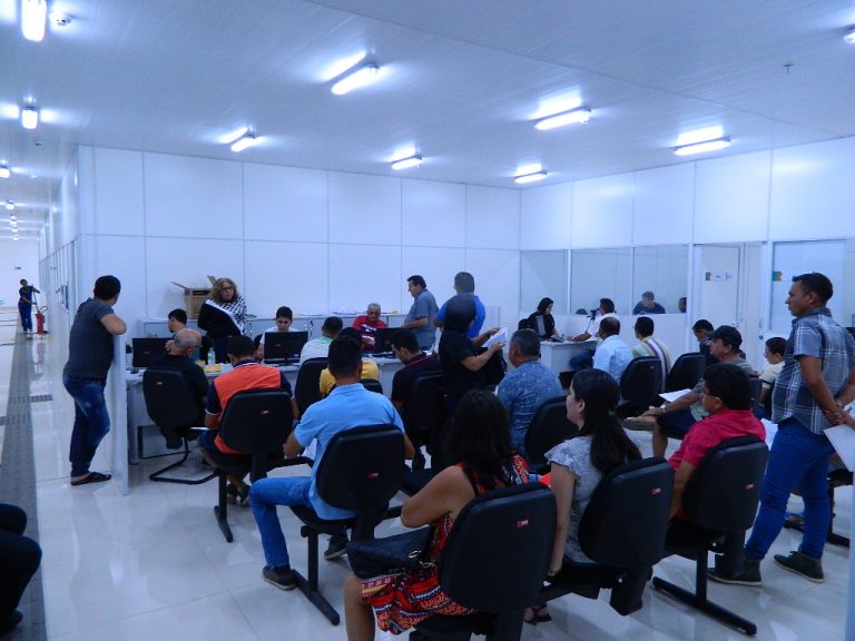 Detran-PI retorna com serviço de transferência de veículos por meio de despachantes