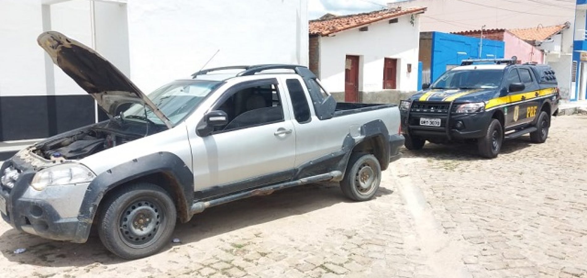 Abordagem da PRF em Jaicós, apreende veículo roubado em Brasília