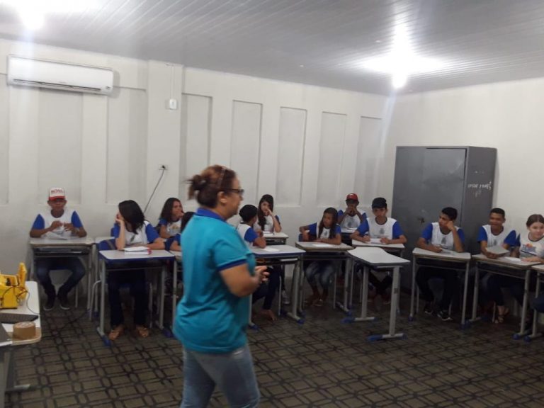 Saúde realiza ação de combate ao bullying em Escola Municipal