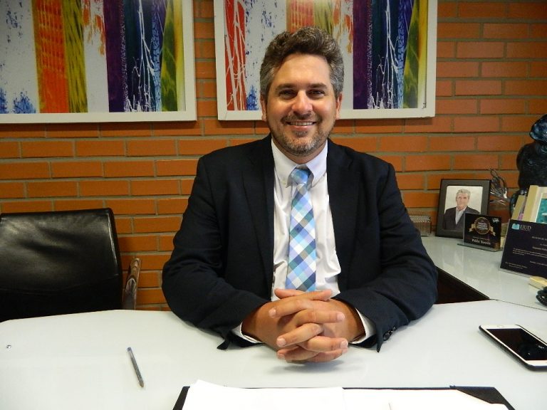 Pablo Santos consegue pavimentação poliédrica para comunidade Fátima do Piauí