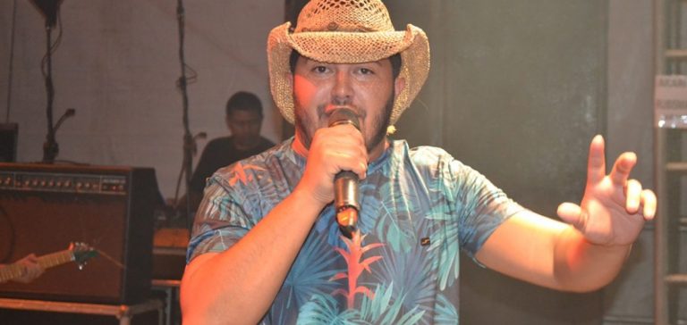 Cantor Paulo Henrique morre aos 25 anos vítima de infarto em Francisco Macedo