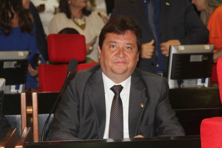 Prefeito Padre Walmir só arrecada, mas não investe, diz Deputado Nerinho
