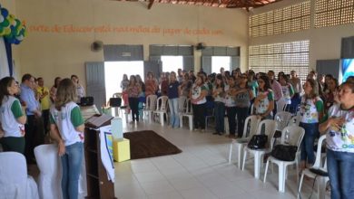 Educação: uma construção de muitas mãos