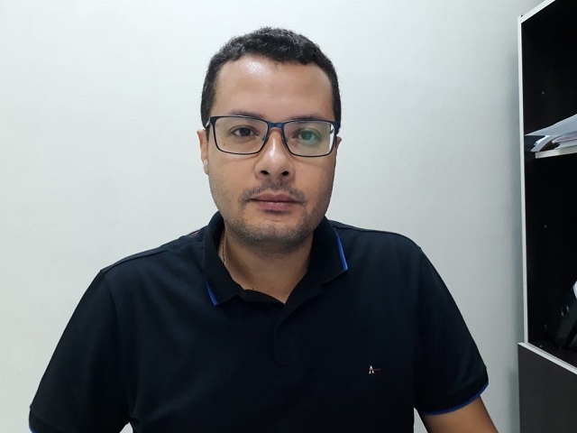 Médico infectologista Anderson Clayton de Barros