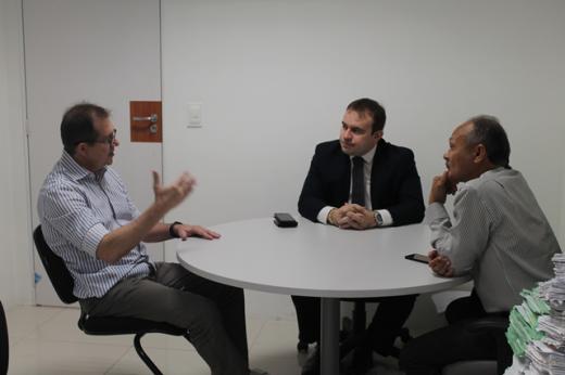 Reunião do sindicato com o MP - Foto: Portal AZ