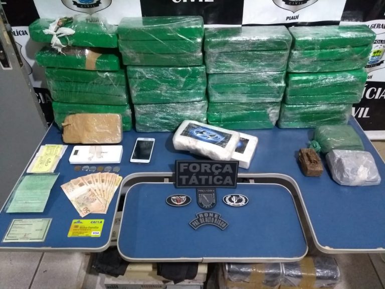 Homem é preso na rodoviária de Picos com 32 quilos de drogas dentro de mala