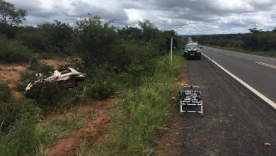 Colisão entre ambulância e carro deixa dois mortos e quatro feridos na BR-316 — Foto: Divulgação/PRF