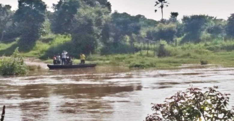 rio São Nicolau, no perímetro urbano da cidade de Santa Cruz dos Milagres