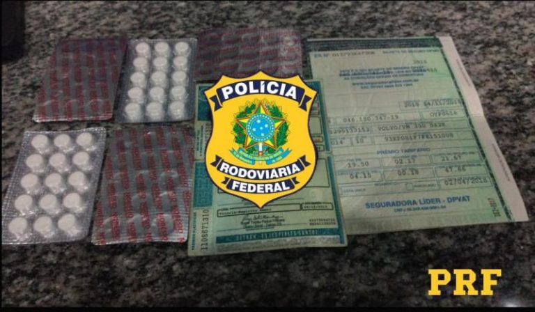 Motorista é flagrado com droga para inibir o sono na BR-316