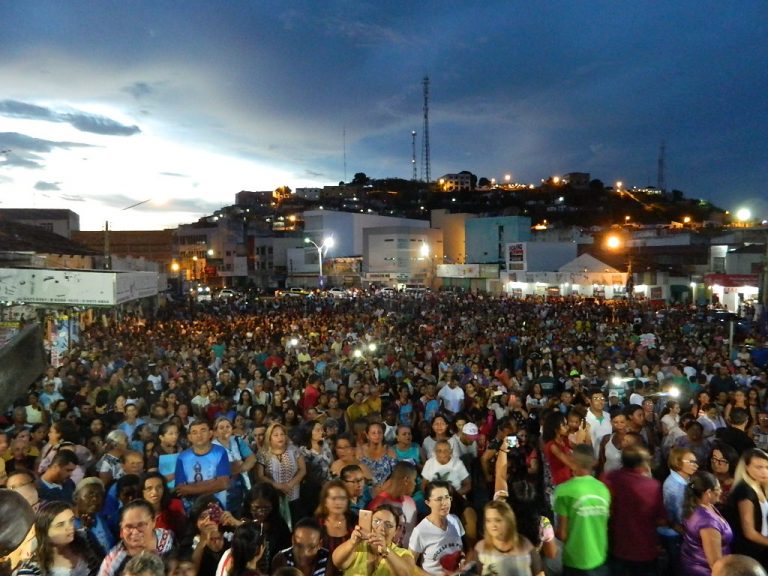 Missa de Bom Jesus dos Passos reúne multidão de fiéis em Picos