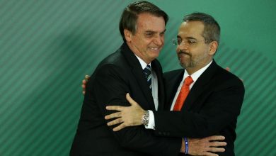 Bolsonaro e Abraham Weintraub, segundo ministro da educação do governo Bolsonaro