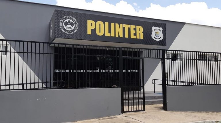 Esposa de policial tem carro roubado logo após sair da concessionária