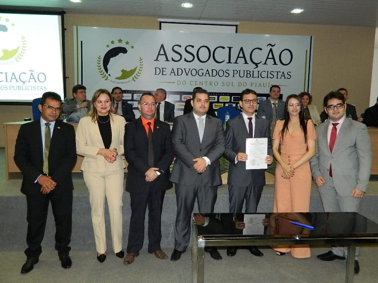 Diretoria da Associação dos Advogados Publicistas do Centro Sul do Piauí é empossada