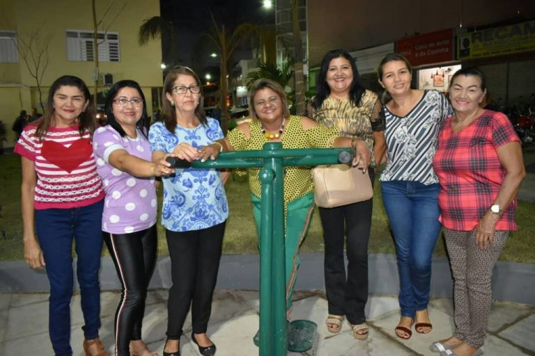 SMS inaugura academia de saúde na praça Josino Ferreira