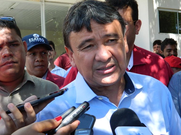 Governador exonera secretários e anuncia novos titulares; confira nomes