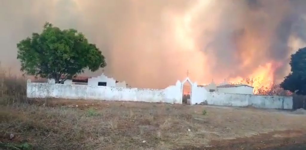 Incêndio na cidade de Sussuapara