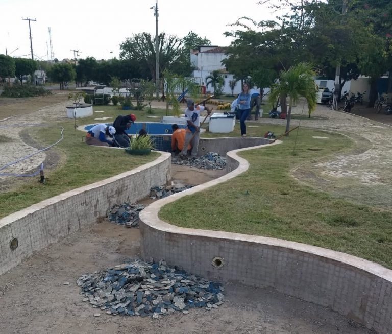 Prefeitura inicia revitalização da praça Jornalista Tantonho Silva
