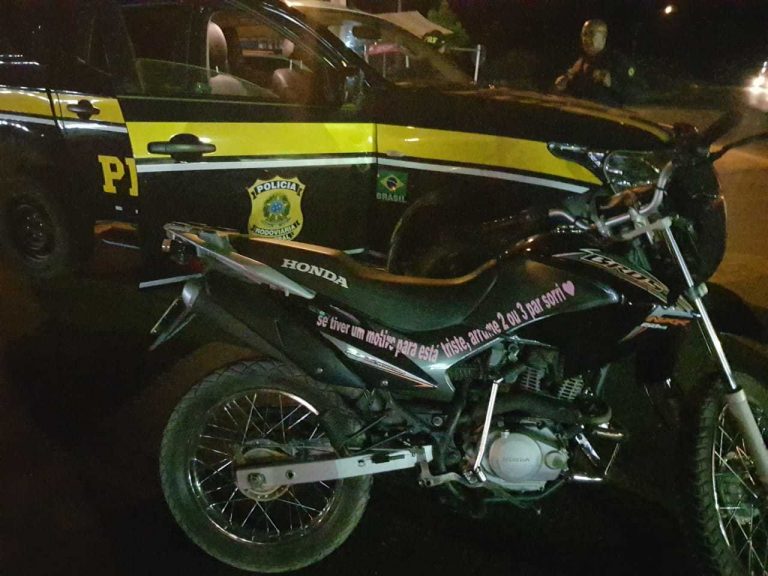 PRF apreende motocicleta na BR-020 tomada de assalto em Fortaleza (CE)