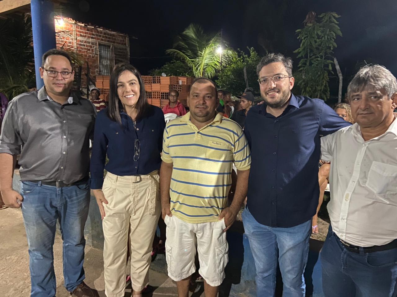 Aldo Gil participa de encontro com lideranças em Teresina