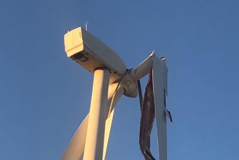 Hélice de torre eólica cai em parque de energia entre Simões e Marcolândia