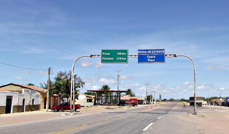Acidente entre moto e carro provoca morte de idoso na BR 020