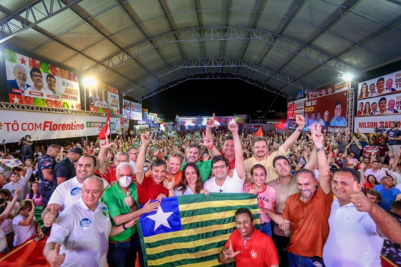 Rafael Fonteles e Wellington Dias realizam encontro em Picos; veja fotos
