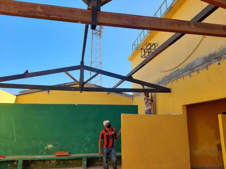 Estádio Helvídio Nunes é reformado para receber partidas da Segunda Divisão do Piauiense