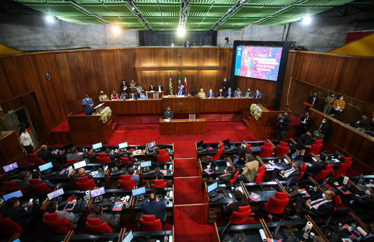 Deputados propõem emendas para Hospital São Marcos, Uespi e energia solar
