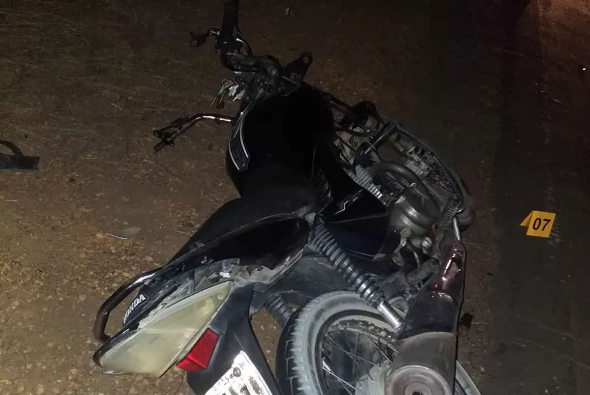 Três homens morrem após colisão entre motos em Francisco Santos