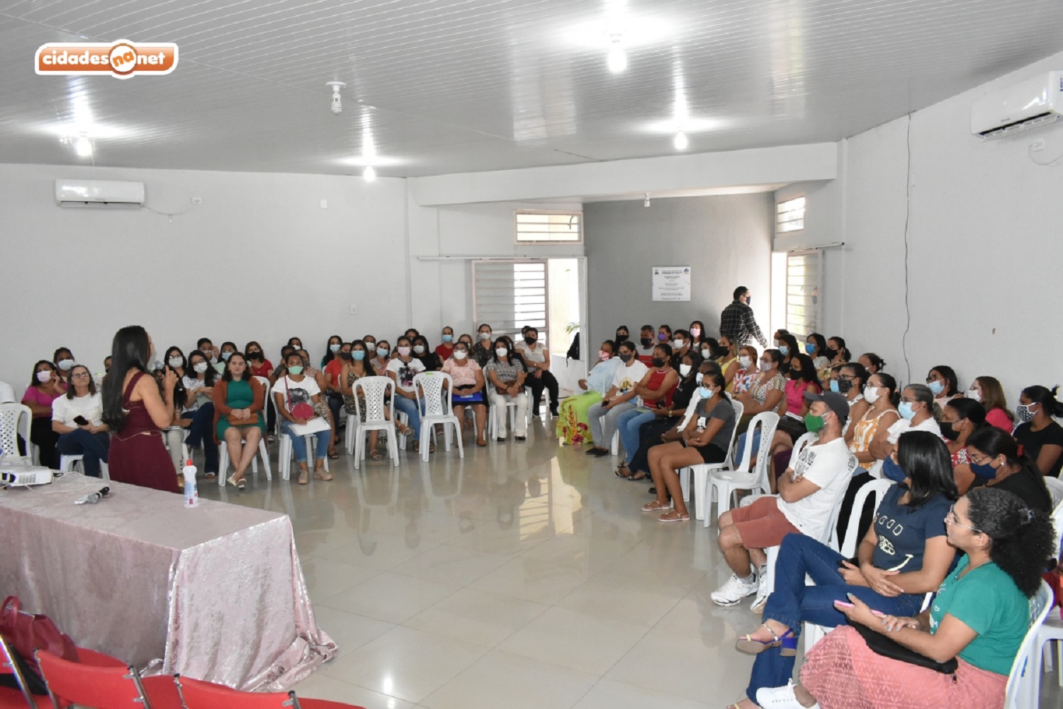 Palestra sobre autismo é realizada durante a IX Semana do Bebê em Ipiranga do Piauí