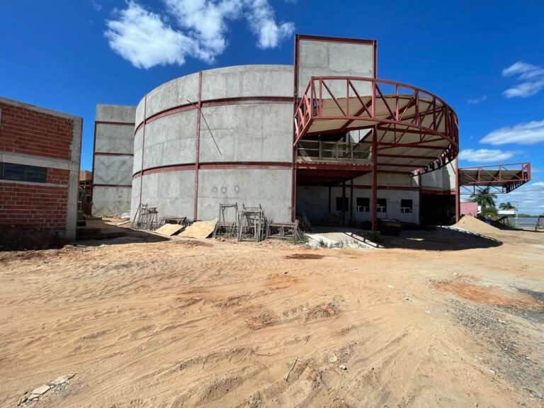Obras do novo Hospital Regional de Picos estão com 45% concluídas