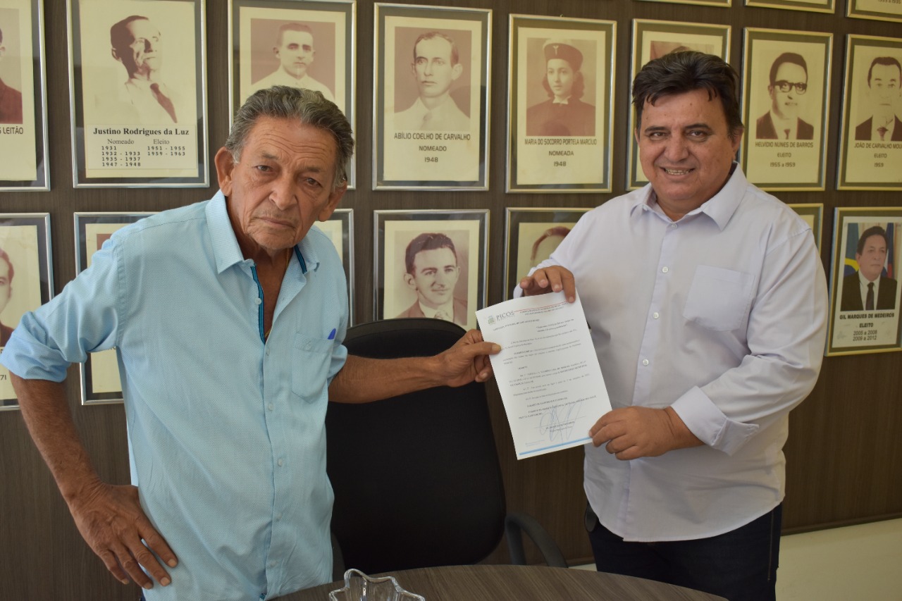 Evandro Paturi toma posse como novo secretário de Finanças de Picos