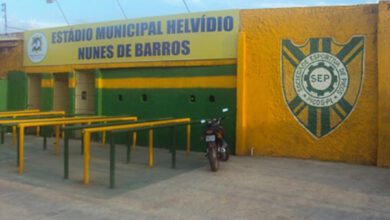 Estádio Helvídio Nunes