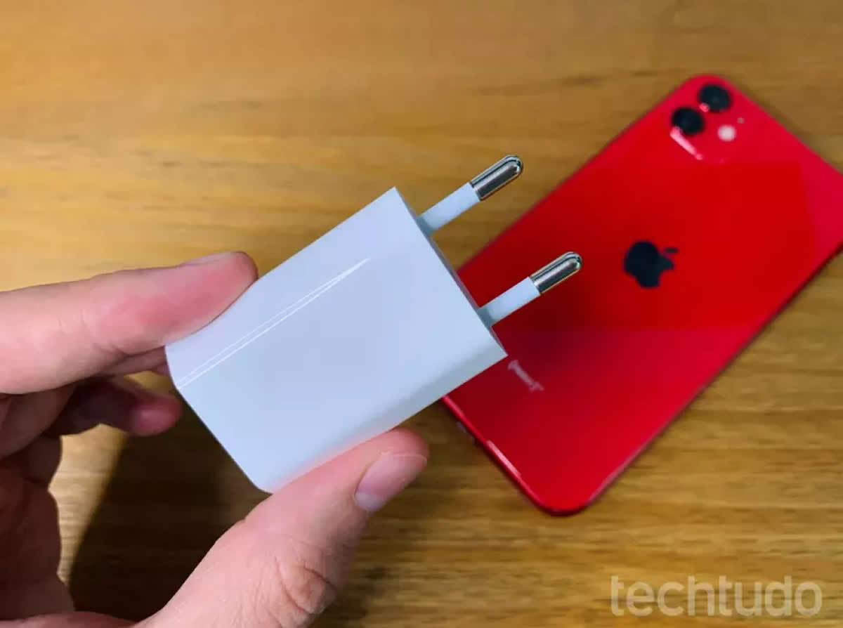 Ministério da Justiça determina suspensão de venda de iPhone sem carregador