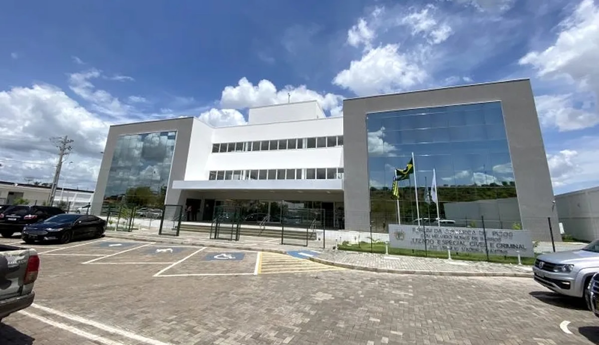 Homem é condenado a mais de 15 anos por roubo com arma branca no Piauí