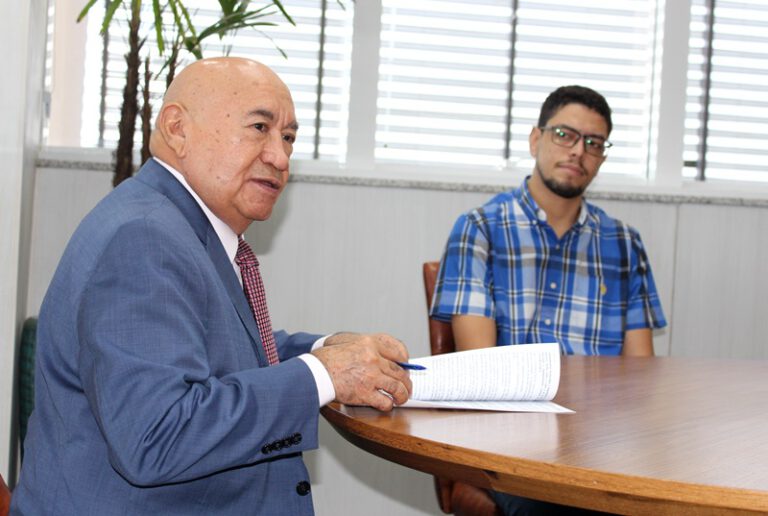 Presidente do TJPI assina contrato para construção do novo Fórum da Comarca de Jaicós
