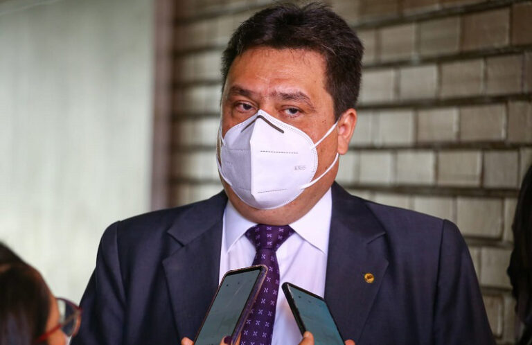 Deputado Nerinho assume vaga na CCJ na ALEPI no lugar de Francisco Costa