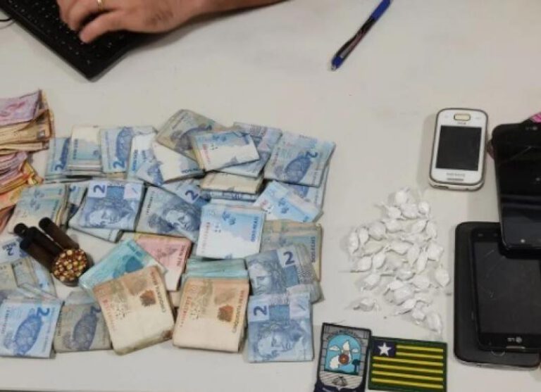 Operação policial apreende armas de fogo, cocaína, dinheiro e faz prisões em Aroeiras do Itaim