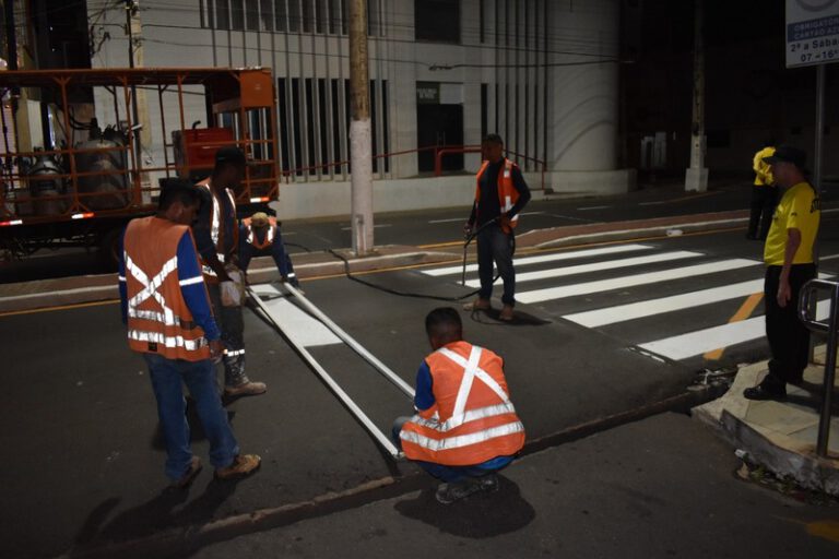 Secretaria de Trânsito intensifica trabalho de sistema de sinalização nas vias da cidade