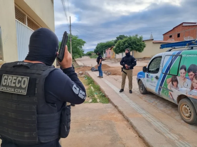 Polícia Civil desmonta provedor de internet construído com equipamentos furtados de empresa de telefonia em Pio IX e Fronteiras