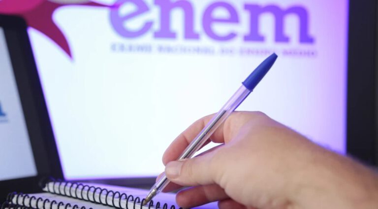 Enem 2024: divulgados gabaritos e cadernos de questões