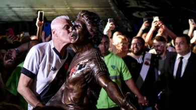 Morre Roberto Dinamite, ídolo do Vasco, aos 68 anos Morre Roberto Dinamite, ídolo do Vasco, aos 68 anos